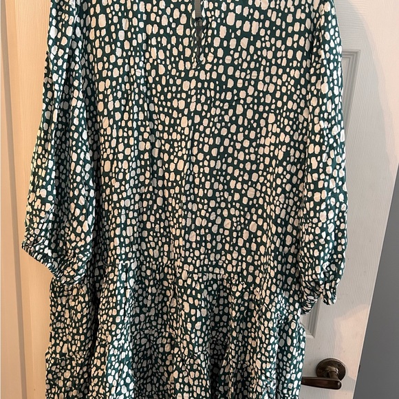 Eloquii Elements tiered dress - size 26 - Picture 6 of 7